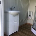Cabina Sanitaria Autonoma - WC, Doccia e Serbatoio Acque Reflue Integrato