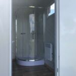 Cabina Sanitaria Autonoma - WC, Doccia e Serbatoio Acque Reflue Integrato