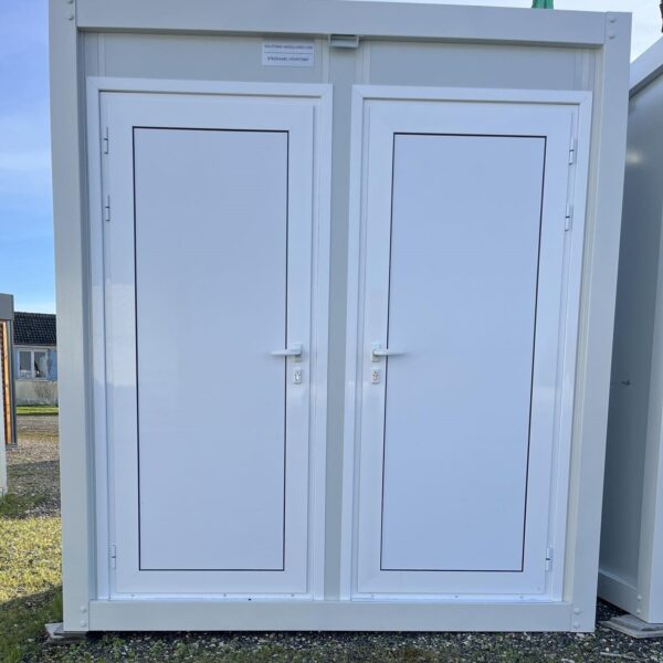 Cabina Sanitaria Doppia - WC Separati Uomo/Donna (2,3x1,35m)
