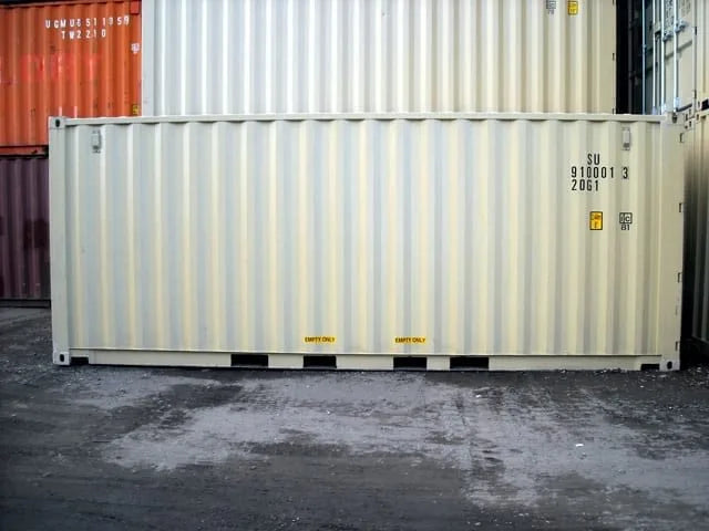Container Nuovo 20 Piedi x 8 Piedi – Robusto e Versatile