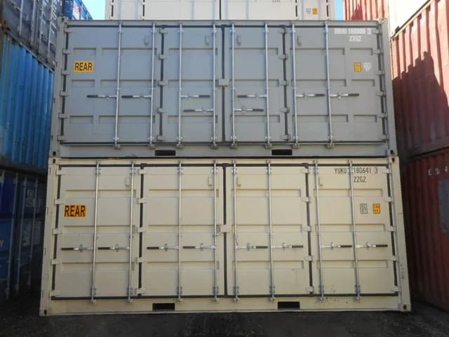 Container Openside 20 Piedi – 8'6" e 9'6" di Altezza – Accesso Totale