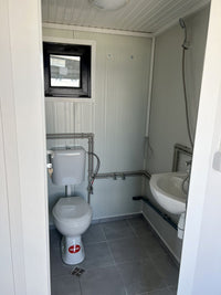 Mini Casa Container 18 m² - Soluzione Abitativa Completa di Bagno